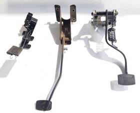546.fd8m00 Ford Truck Set Of Manual Pedals 7.3l Rwd Oem 2000 F250 546.fd8m00 Ford Truck Set Of Manual Pedals 7.3l Rwd Oem 2000 F250