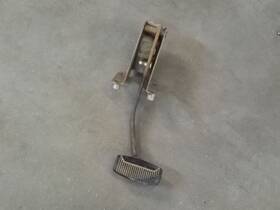 546.fd8m07 Ford Truck Automatic Transmission Fixed Brake Pedal Fits 05 06 07 F250 F350