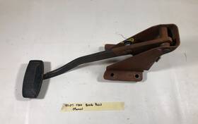 546.fd8p99 Ford Truck Auto Transmission Brake Pedal Fits 99 00 01 02 03 04 F250 F350 F450 F550