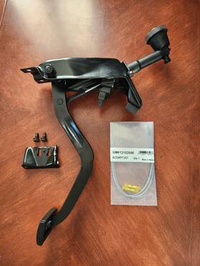 Gmt400 General Motors 0138 Oem 1988-1994 Chevy Gmc Clutch Pedal Assembly C/k 1500 2500 3500