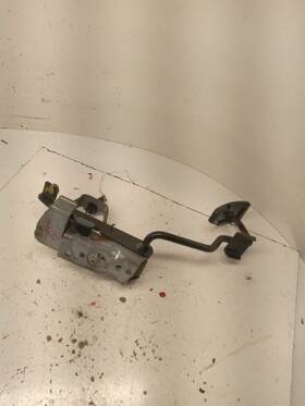 91174762 General Motors - Foreign Tracker 2000 Accelerator Parts 1133214