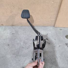 2667098 Gm 10-15 Camaro Ss Clutch Pedal Manual Aa7177