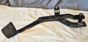 486c Gm 1983 Gmc Truck Clutch Pedal Swing Arm Oem 1973-87 C10 Squarebody