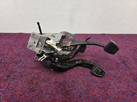84063735 Gm Motors Chevy Original Oem Genuine Factory 2 Door Coupe Chevrolet Camaro Ls 16-20 Manual Transmission Clutch Brake Foot Pedal Lever