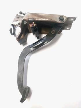 08994 Gmc 88-94 Chevy Clutch Pedal Assembly 89 90 91 92 93 94 C K 1500 2500 3500 Oem