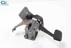 135974254 Gmc Acadia Brake Stop Pedal Oem 2017 - 2019