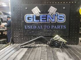234.gm9h12 Gmc Truck Terrain 2012 Accelerator Parts 1176530