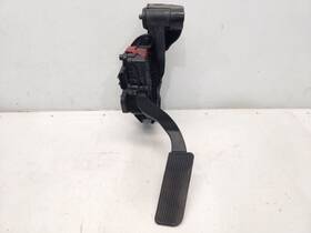234.gm9i12 Gmc Truck 2012 Yukon Denali Xl 6.2l / At Accelerator Pedal - Dbw Drive By Wire
