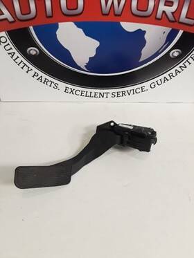 234.gm9m18 Gmc Truck 2018 Sierra 1500 Accelerator Pedal
