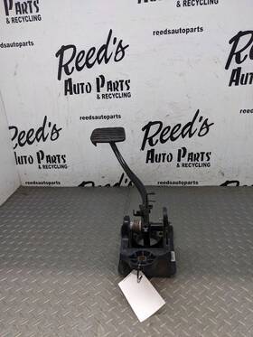 546.gm9n21 Gmc Truck 19-22 Sierra 2500 Silverado 2020 Brake Foot Stop Pedal Pad 1176649