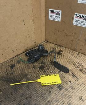78010-e0010 Hino 338 Accelerator Gas Pedal Assembly Used P/n