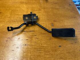 17800-s5f-a02 Honda 03-05 Civic Accelerator Pedal Gas Throttle Fuel Dx/lx/vp/ex 4 Door Models