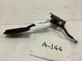234.ho1c02 Honda 2002 Civic Sedan Gas Accelerator Pedal With Bracket Oem