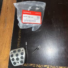 46545-snw-j21 Honda Oem Brake Clutch Pedal Pads S2000 Civic Si Type R Fd2 Jm E-02
