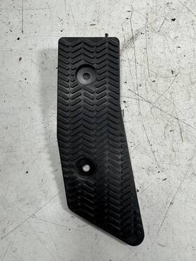 46992-s2a-000 Honda 00-01 S2000 Footrest Bracket Plate Oem