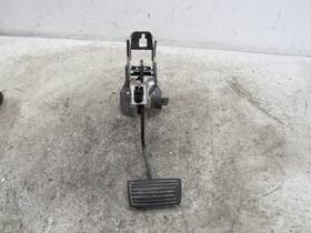 546.ho1q13 Honda 2010 2015 Crosstour Brake Foot Pedal Bracket Sensor Switch Tail Light Oem