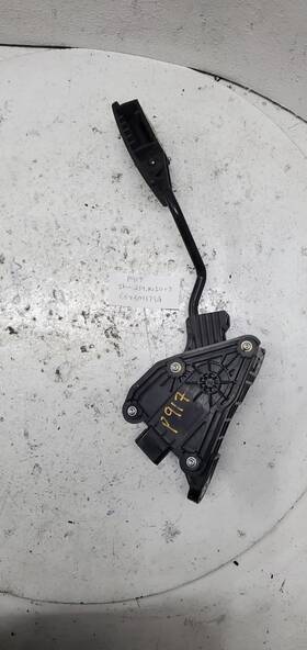 P917 Honda 2007 Odyssey Accelerator Pedal Assembly