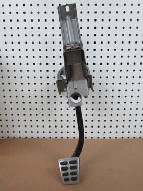 328002v310 Hyundai 2015 Veloster 1.6l Brake Pedal Oem