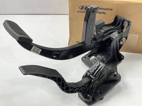 328004d100 Hyundai New Brake And Gas Accelerator Throttle Pedal Oem For 06-14 Kia Sedona