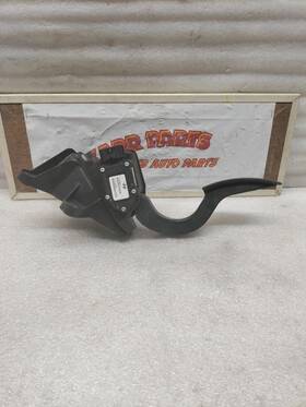 546.hy1s07 Hyundai Sonata 2007 Pedal Brake/clutch 392050