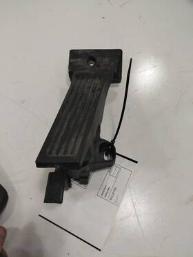 941.hy1317 Hyundai Tucson Gas Pedal 2016 2017 2018