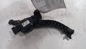 941.hy1w13 Hyundai Veloster Gas Pedal 2012 2013 2014 2015