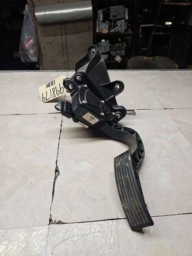 Id-bke0117a-3l108 Hyundai Bke0117a-3l108 2006-2009 Azera Gas Accelerator Pedal Assembly