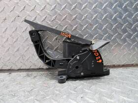 Hj30095a-2s000 Hyundai 2013 Tucson Fwd 2.4l At Accelerator Gas Pedal Assembly