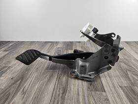 201110956 Infiniti Qx60 2022-2024 Brake Pedal Assembly Oem