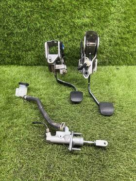 46501-cd401 Infiniti 06-07 G35 Manual Trans 6-speed Mt Brake Clutch Pedal And Master Pump