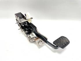 47210-9na0b Infiniti 13-20 Jx35 Qx60 Brake Stop Foot Pedal Pad With Bracket Oem 47210-9na0b Infiniti 13-20 Jx35 Qx60 Brake Stop Foot Pedal Pad With Bracket Oem