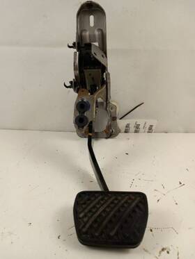 546.in1p10 Infiniti 2010 Ex35 Brake Pedal Oem