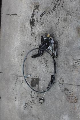 547.in1m18 Infiniti 2018 2019 2020 2021 Q50 Emergency Parking Brake Pedal And Cable