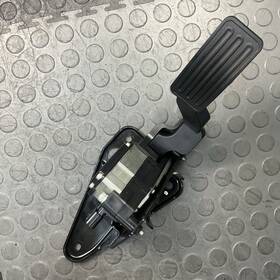 5y060095 Infiniti 2011-2017 Qx80 Gas Accelerator Pedal Assembly Oem