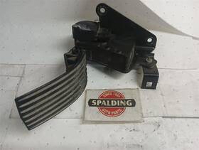 546.ihhc09 International 2009 4200/4300/4400 Throttle Pedal Assembly 11338368