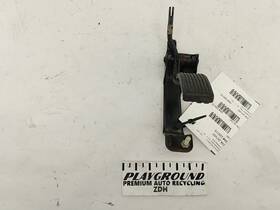 234.ja1v97 Jaguar 1997-2003 Xk8 Xkr Convertible Accelerator Throttle Gas Pedal Assembly