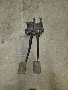 C24014 Jaguar Mk2 S-type Or 420 Pedal Box