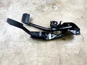 Gj32-2d094-cb Jaguar 18-19 E-pace P250 Brake Foot Stop Pedal With Bracket Assembly Oem