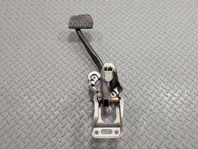 Gx73-2450-ac Jaguar 2016 - 2020 Oem Xf Front Floor Parking Foot Brake Pedal With Sensor