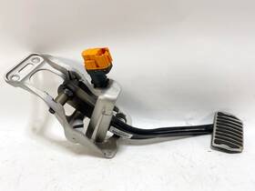 Jaguar Hk8m-2450-ac 17-20 F-pace Brake Foot Stop Pedal With Bracket And Pad Sensor Oem
