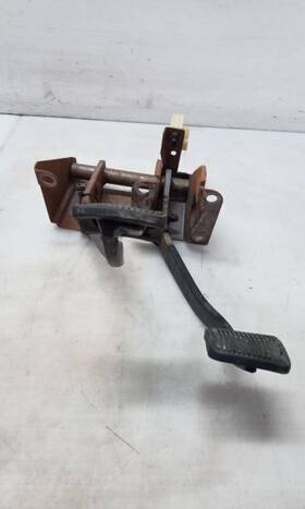 546.am8506 Jeep Tj Wrangler Oem Brake Clutch Pedal Manual Trans 2003-2006 138349