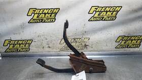 546.am8688 Jeep Brake And Clutch Pedal Box 4.0l Fits 1988 Commanche 1312760