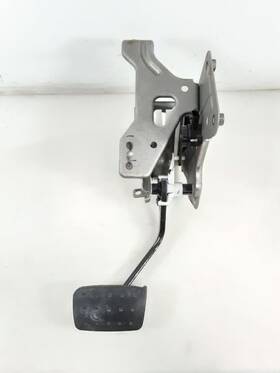 546.gm6x17 Jeep Cadillac Xt5 2017 Pedal Brake 68672