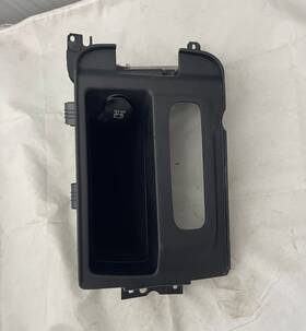 C01761009bl Jeep For 2014-2016 Grand Cherokee Center Console Storage Compartment Tray Box