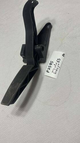 P2585 Jeep 2007 Grand Cherokee Gas Accelerator Pedal Assembly