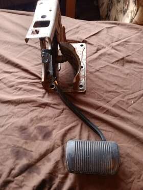 Jeep V190 2014 Patriot 2.4l 4wd Brake Stop Pedal With Bracket Oem