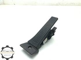 10444a2b-d4100 Kia 2020-2024 Telluride Ex Gas Accelerator Throttle Pedal Oem