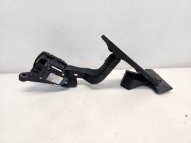 234.ki1414 Kia 2014 Sportage 2.4l / At Accelerator Pedal - Dbw Drive By Wire