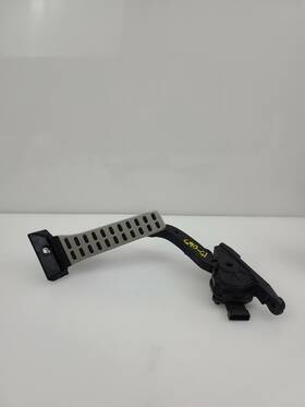234.ki1f14 Kia 2014 14 Forte Accelerator Gas Pedal Oem