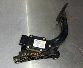 32700-1d210 Kia 2007-2011 Rondo 2.4l Accelerator Travel Pedal Sensor Assembly Oe